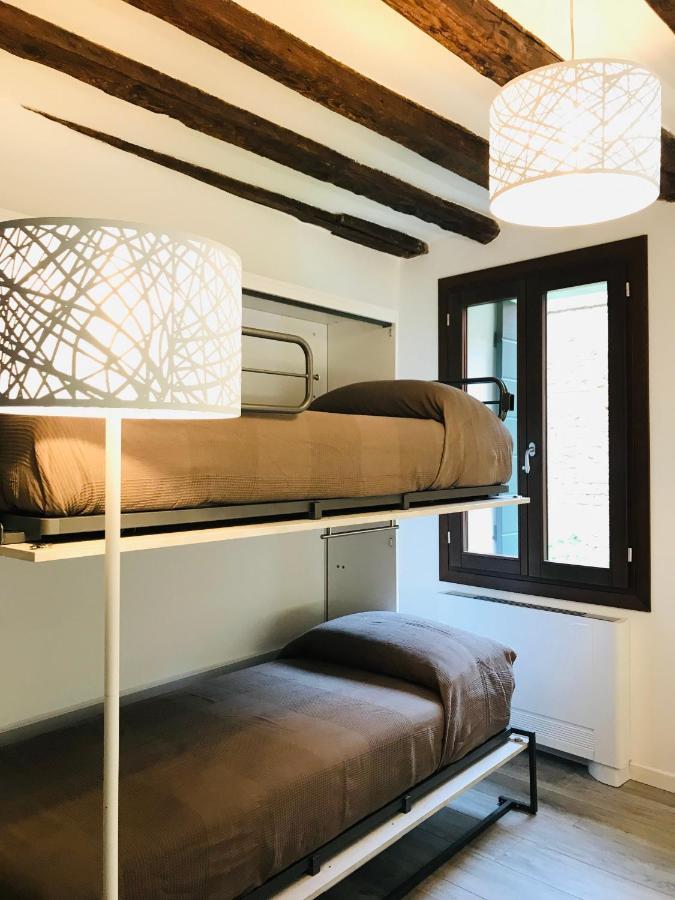 Ca Dei Santi- Biennale Apartment เวนิส ภายนอก รูปภาพ