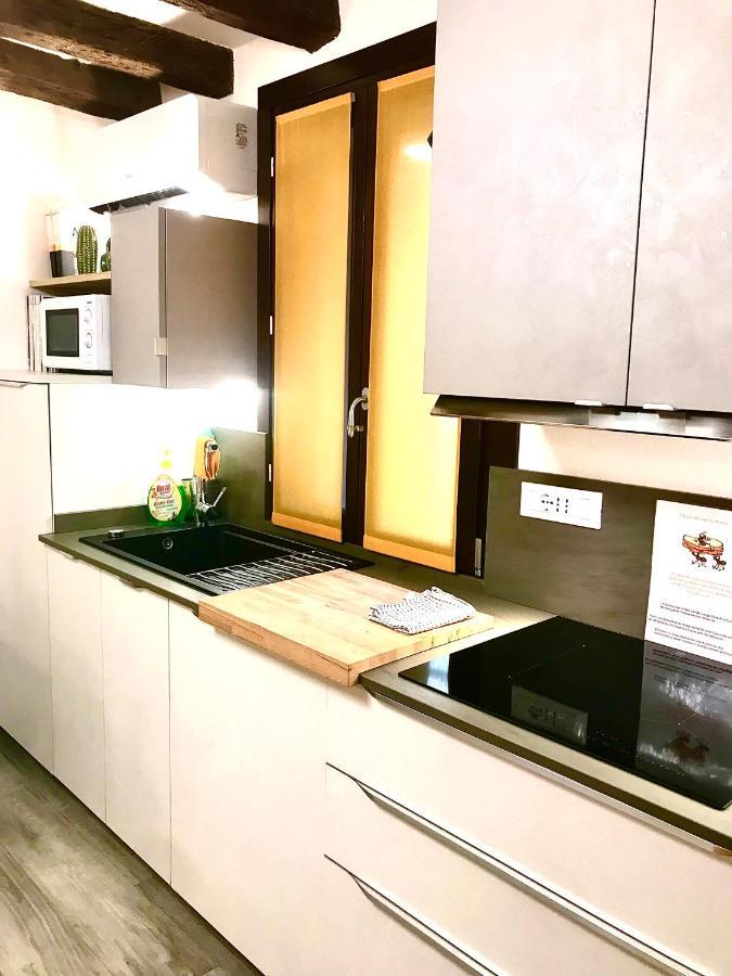 Ca Dei Santi- Biennale Apartment เวนิส ภายนอก รูปภาพ