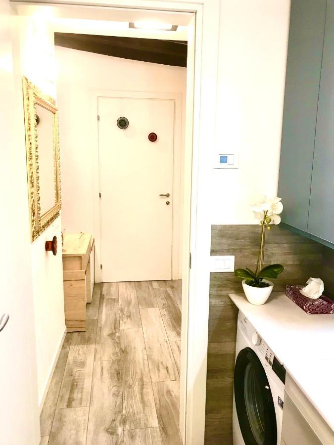Ca Dei Santi- Biennale Apartment เวนิส ภายนอก รูปภาพ